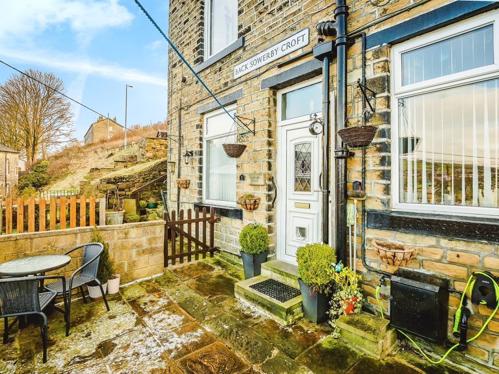 2 bed end terrace house for sale in Back Sowerby Croft Road, Sowerby Bridge HX6, £170,000