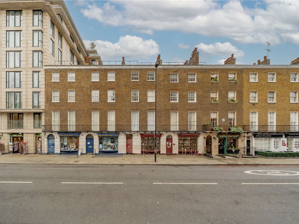 2 bed flat to rent in Baker Street, London NW1, £5,250 pcm