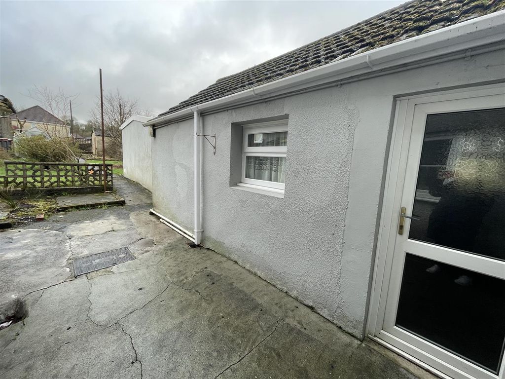3 bed terraced house for sale in Heol Y Gors, Cwmgors, Ammanford SA18, £125,000