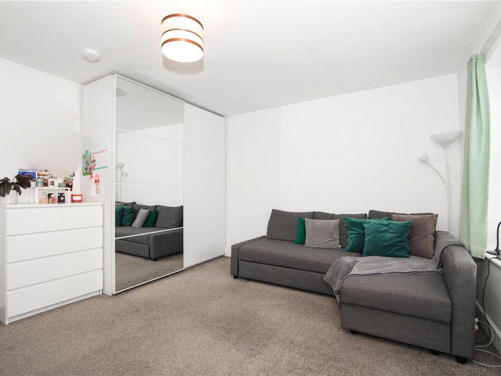 1 bed flat to rent in Eden Street, Kingston Upon Thames KT1, £1,250 pcm
