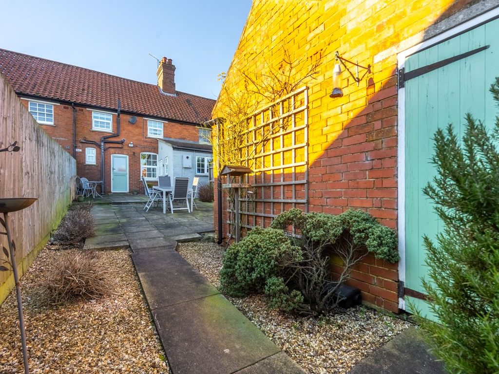 2 bed cottage for sale in Ringstead Road, Sedgeford PE36, £355,000