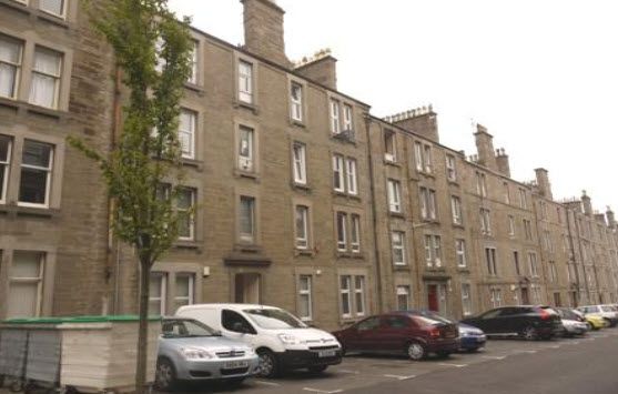 3 bed flat to rent in Baldovan Terrace, Baxter Park, Dundee DD4, £1,175 pcm