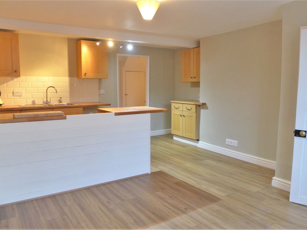 1 bed flat to rent in Low Skellgate, Ripon HG4, £695 pcm