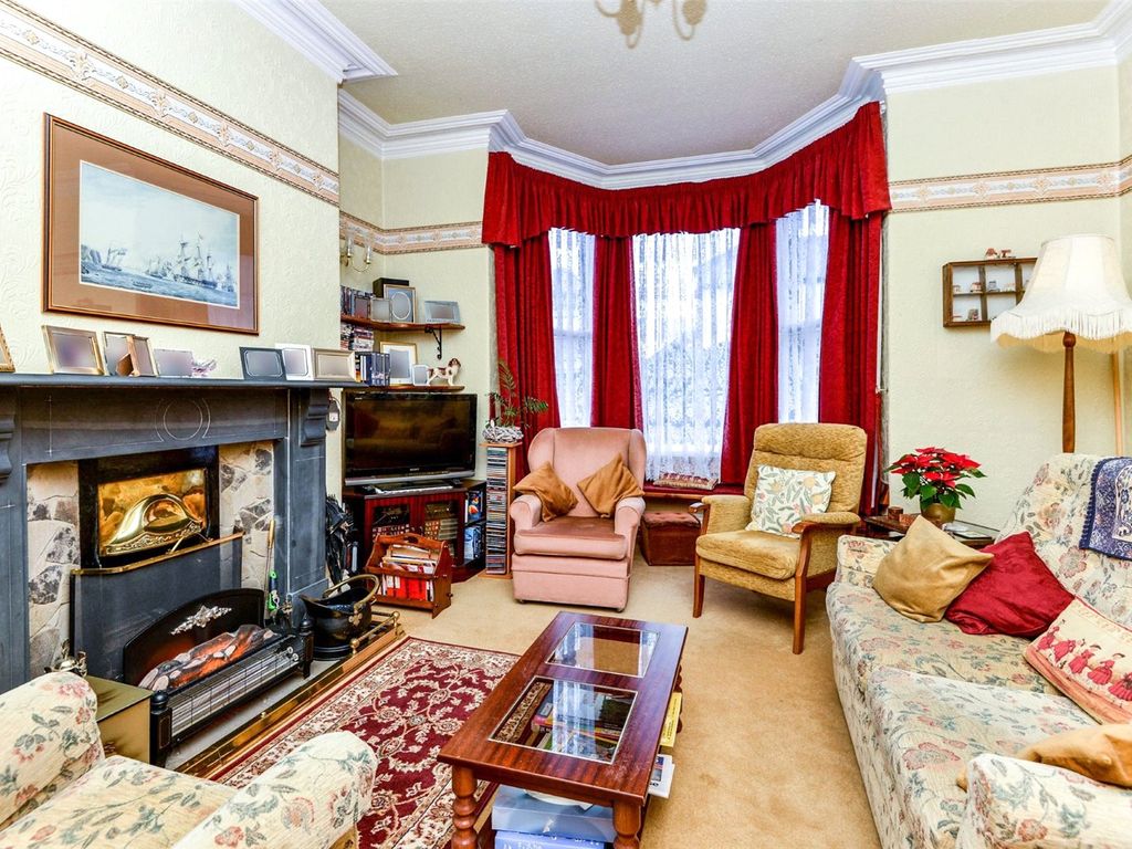 5 bed end terrace house for sale in Station Road, Hest Bank, Lancaster, Lancashire LA2, £340,000