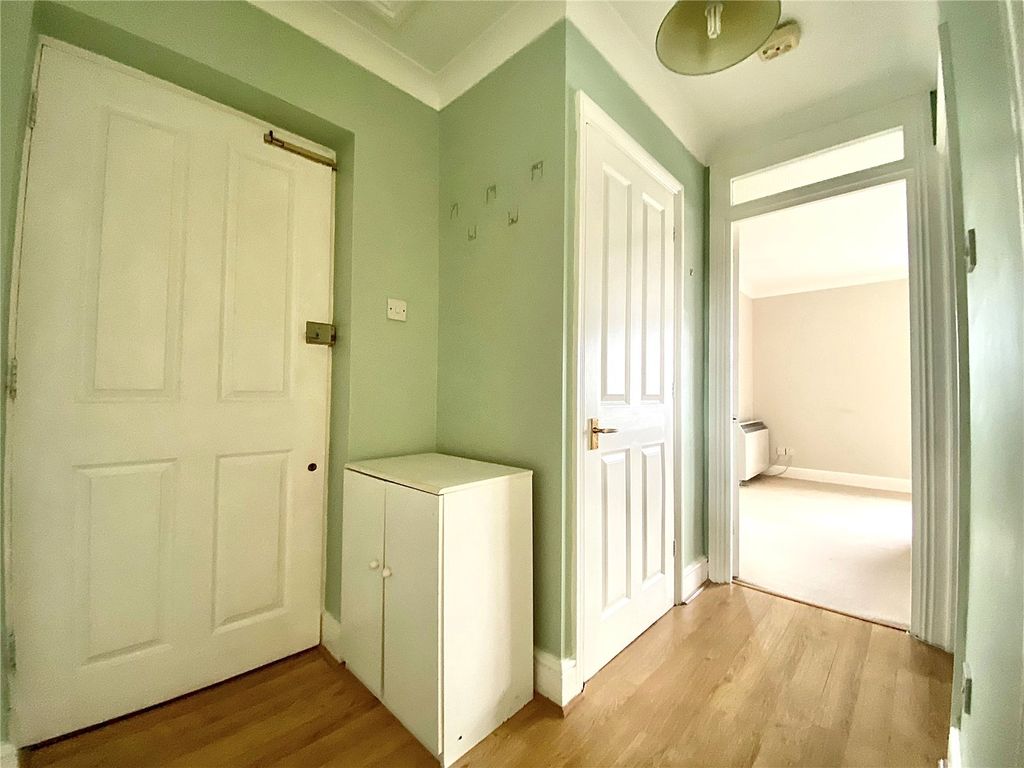 1 bed flat for sale in Ambridge Court, 10 Pickford Road, Bexleyheath, Kent DA7, £210,000