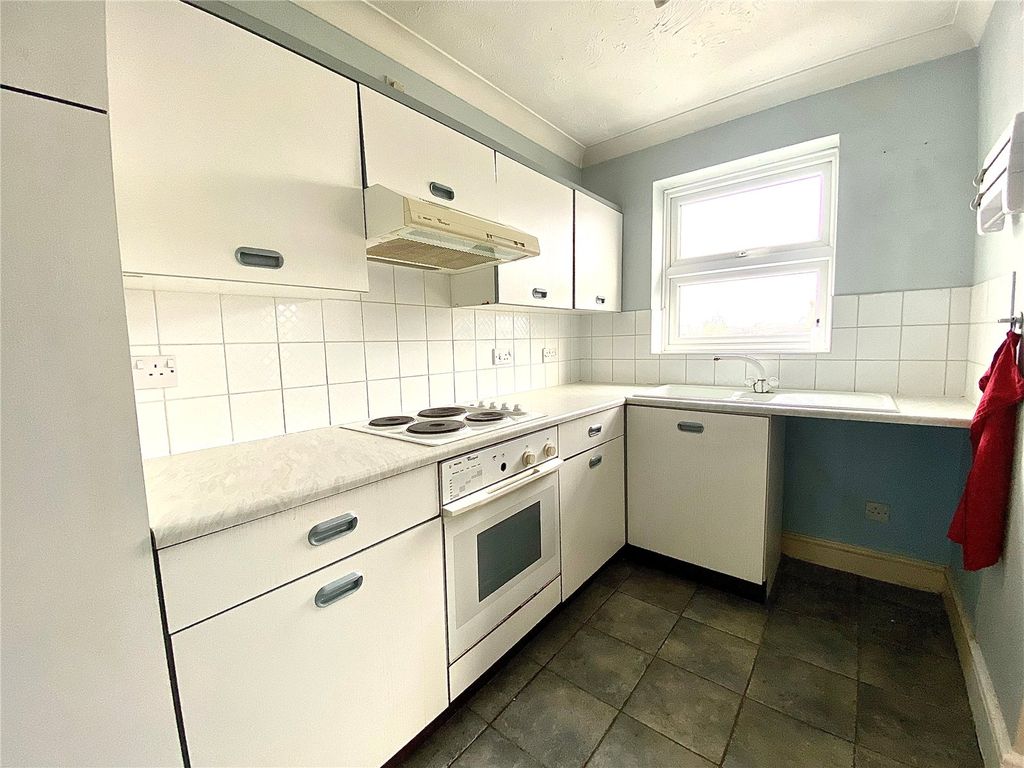 1 bed flat for sale in Ambridge Court, 10 Pickford Road, Bexleyheath, Kent DA7, £210,000