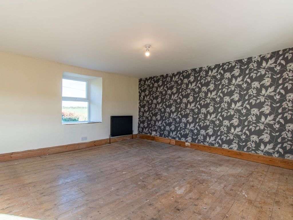 3 bed detached house for sale in Callington PL17, £650,000