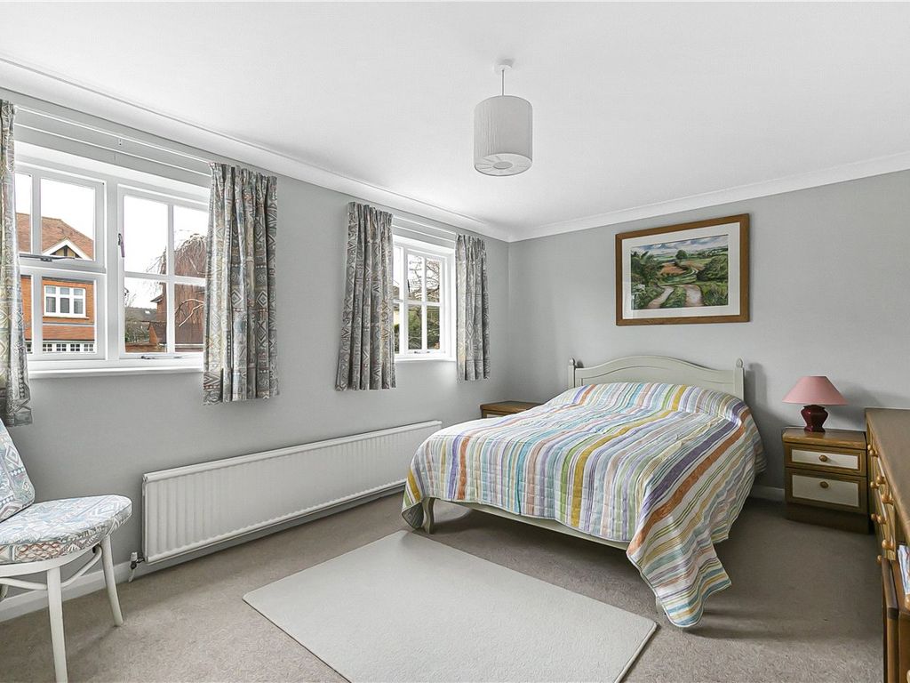 5 bed detached house for sale in Battlefield Road, St. Albans, Hertfordshire AL1, £1,350,000