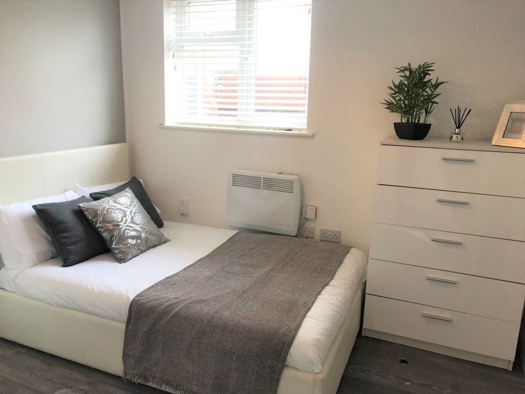 Room to rent in Rm J, The Woodston, Belsize Avenue, Woodston PE2, £550 pcm