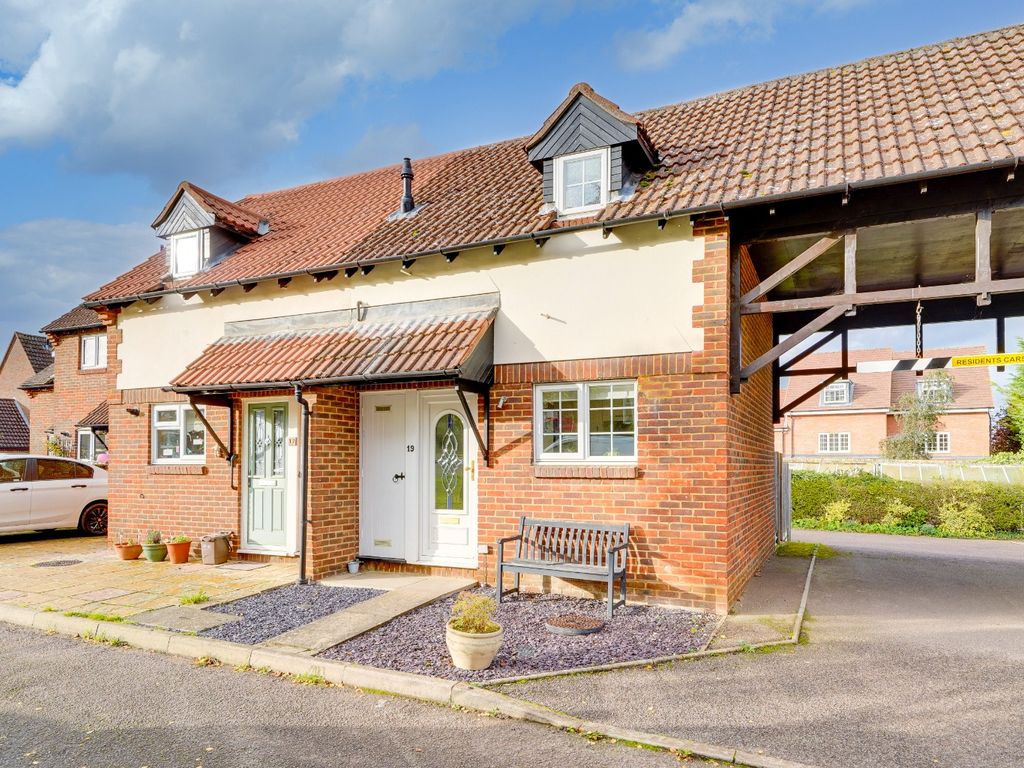 1 bed end terrace house for sale in Princes Mews, Royston, Hertfordshire SG8, £245,000