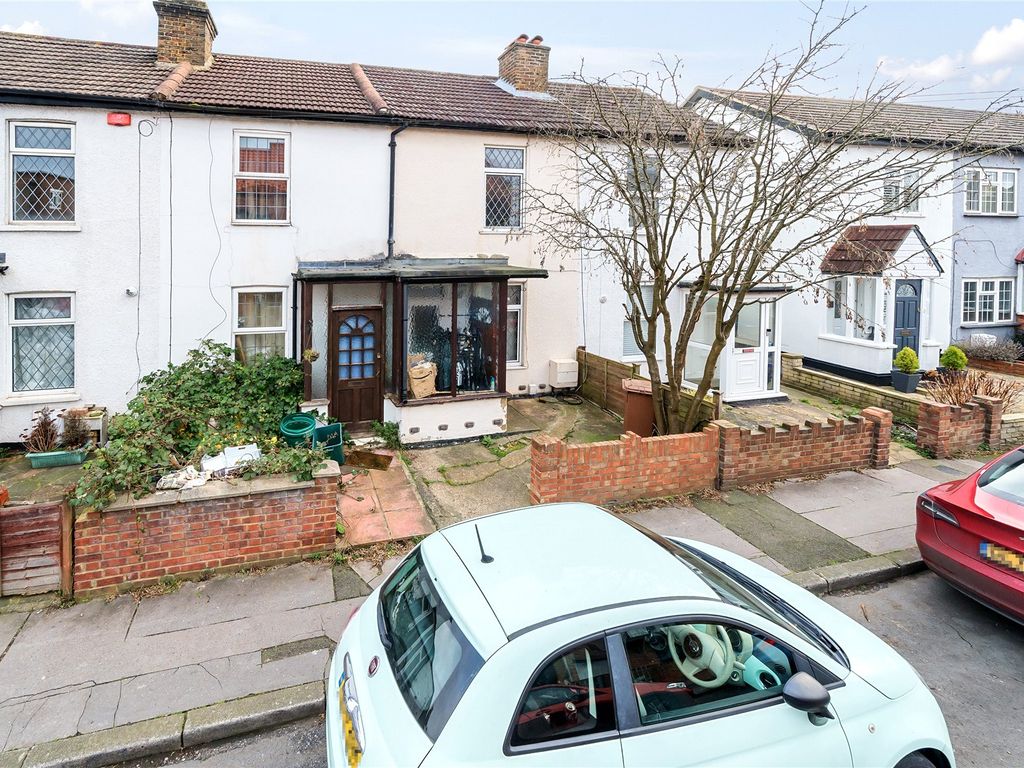 2 bed terraced house for sale in Eden Road, Beckenham BR3, £375,000