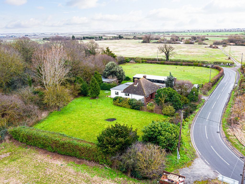 3 bed detached bungalow for sale in Creeksea Ferry Road, Rochford SS4, £750,000