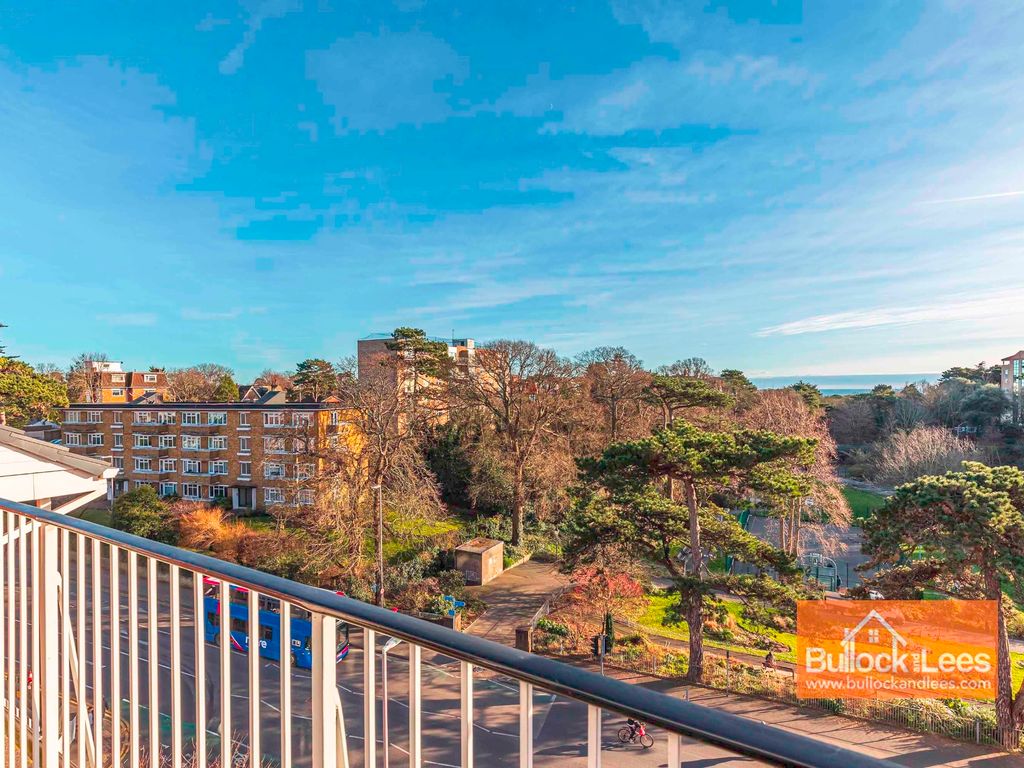 2 bed flat for sale in Christchurch Road, Bournemouth BH1, £280,000