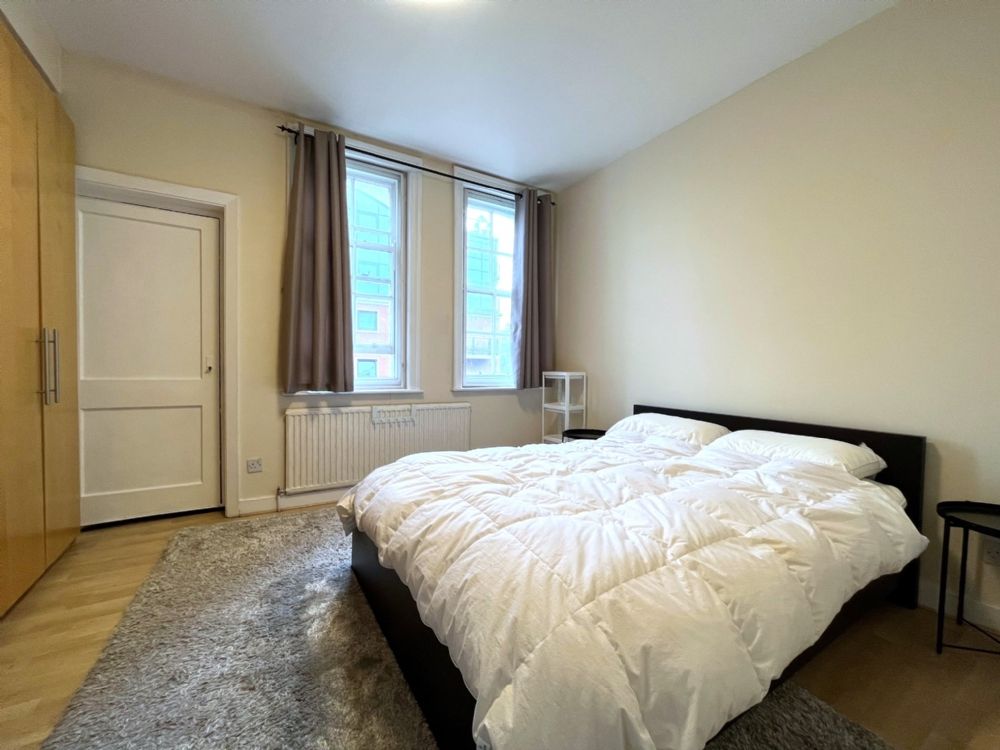 2 bed flat for sale in Hanover Gate Mansions, Park Road, Regents Park NW1, £980,000