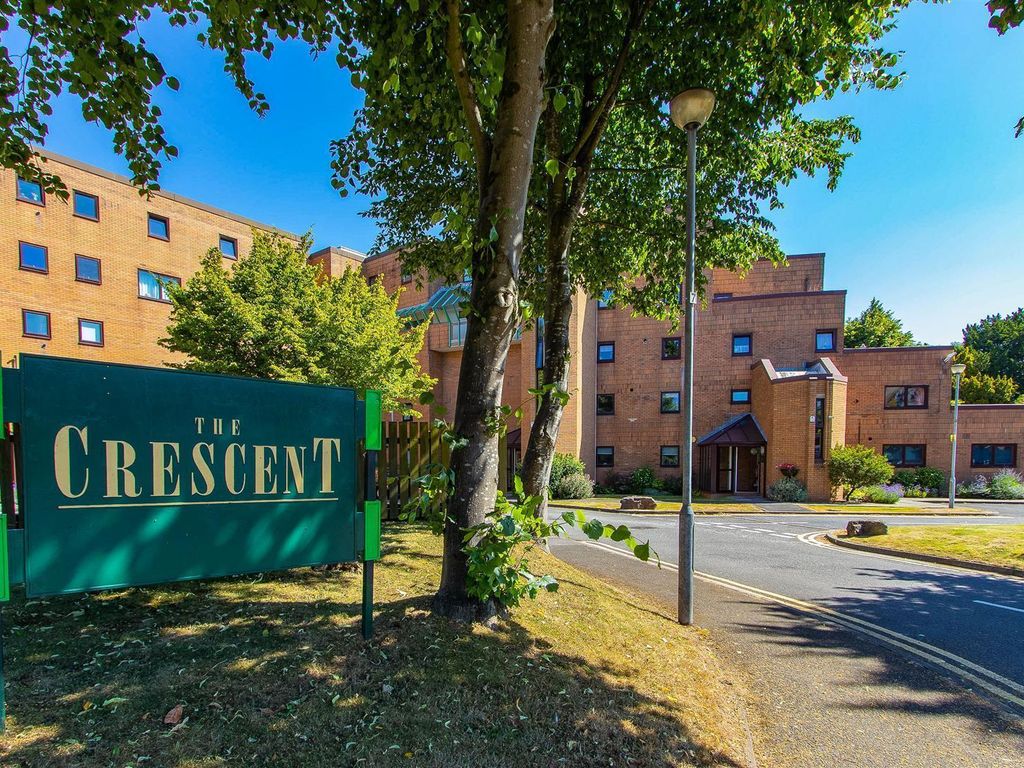 2 bed flat for sale in The Crescent, Llandaff, Cardiff CF5, £190,000