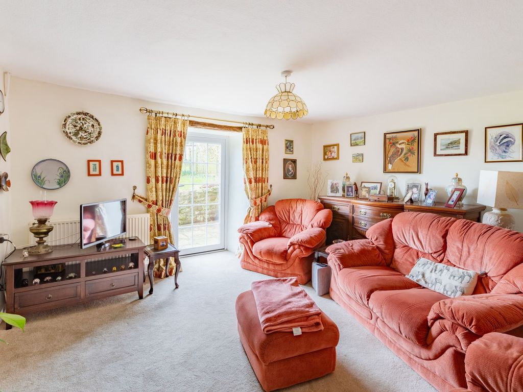 2 bed end terrace house for sale in Wood Lane, Morchard Bishop EX17, £320,000