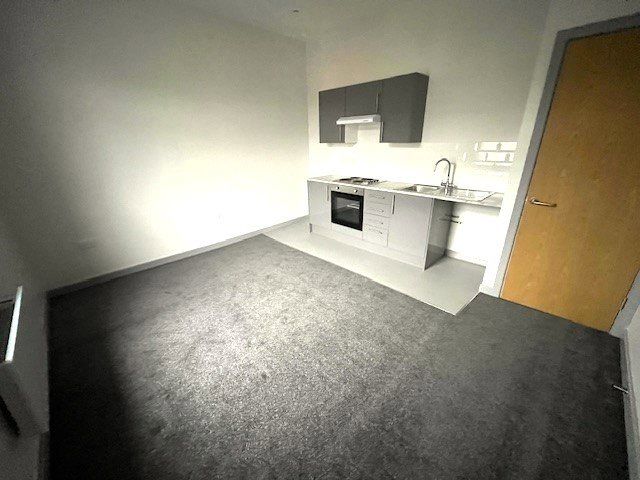 1 bed flat to rent in Station Road, Bamber Bridge, Preston PR5, £550 pcm