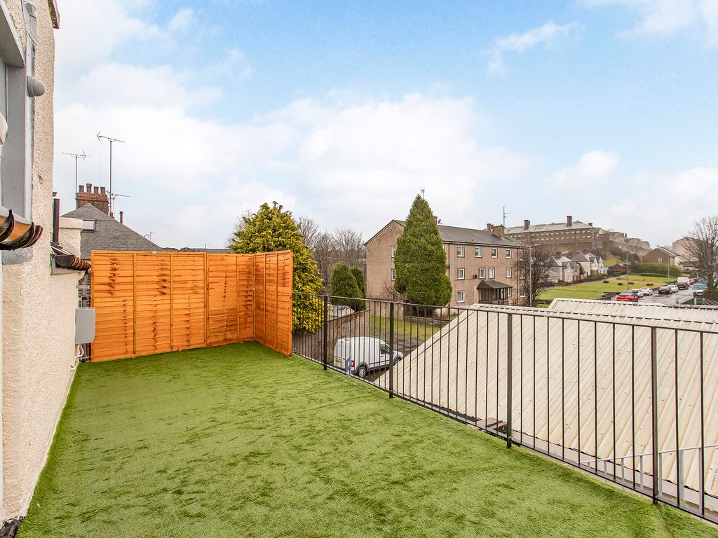 3 bed flat for sale in 134 Smithycroft Road, Riddrie, Glasgow G33, £89,995