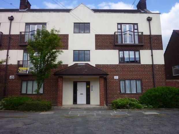 2 bed flat for sale in Woodvale Road, Woolton, Liverpool L25, £70,000