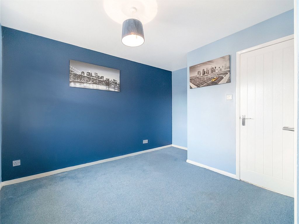 2 bed end terrace house for sale in Medlar Court, Cambuslang, Glasgow, South Lanarkshire G72, £120,000