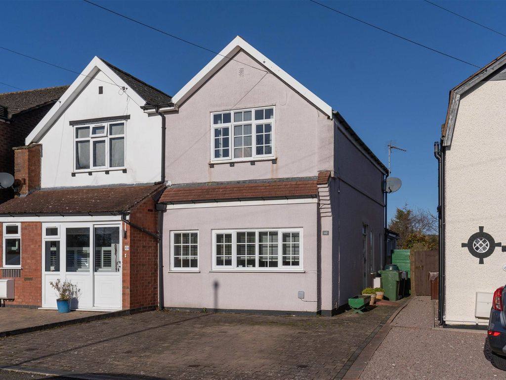 2 bed semi-detached house for sale in Station Road, Alvechurch B48, £300,000
