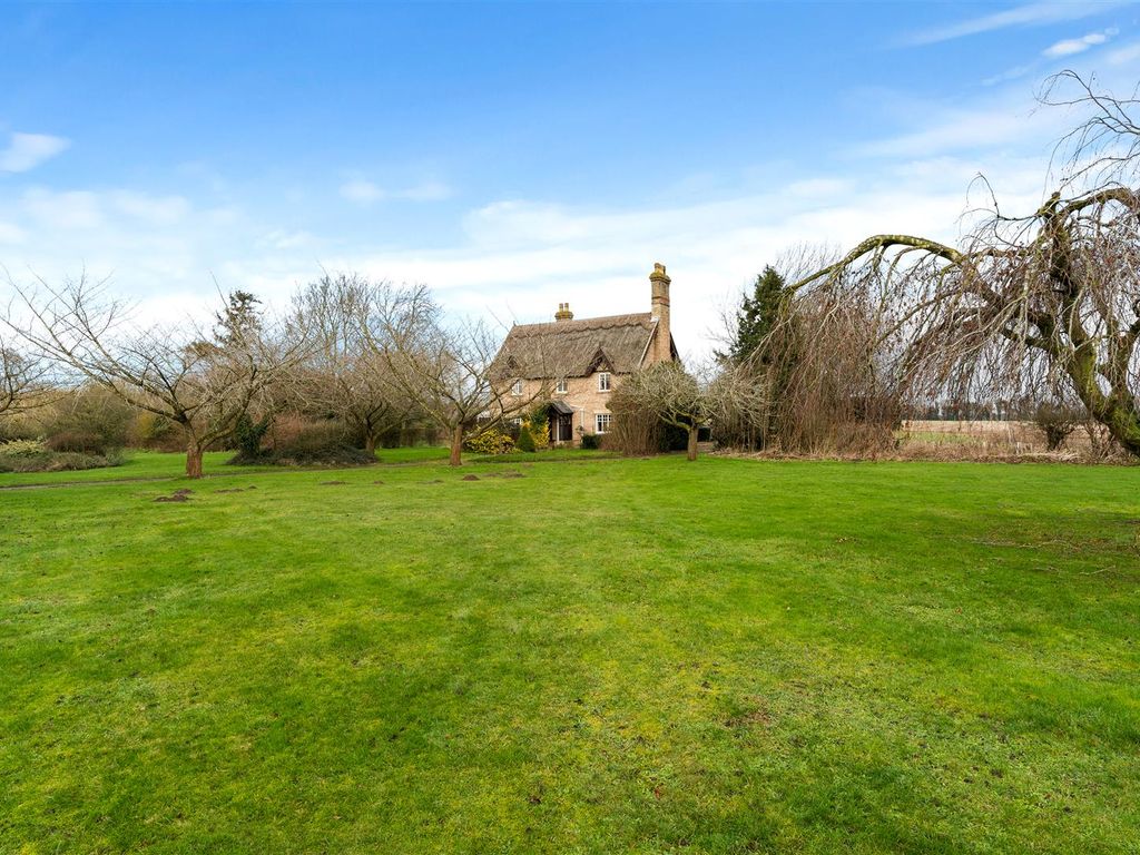 4 bed detached house for sale in Hall Lane, Riddlesworth, Diss IP22, £700,000