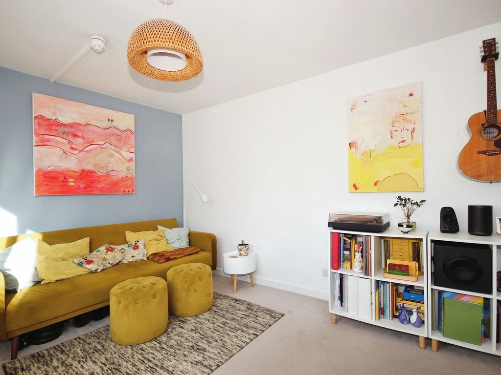 1 bed flat for sale in Ranelagh Terrace, Leamington Spa CV31, £160,000