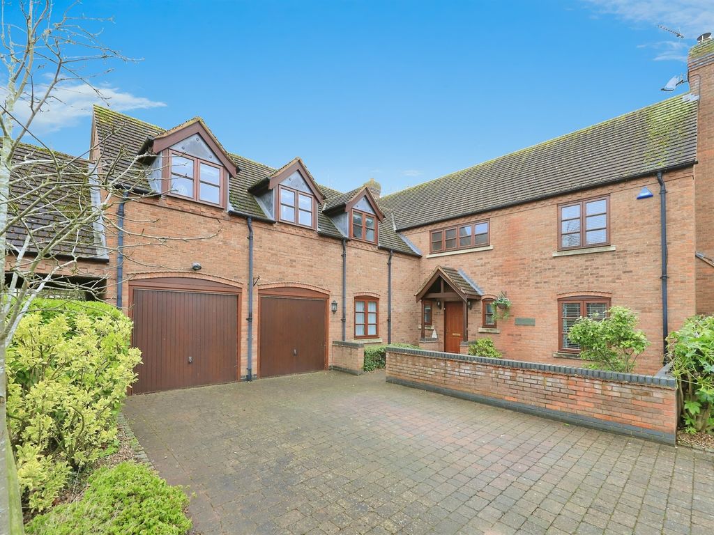4 bed link-detached house for sale in Fair View Court, Wheaton Aston, Stafford ST19, £595,000
