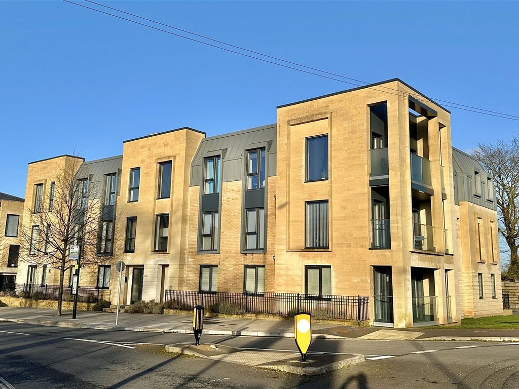 1 bed flat for sale in Mulberry Way, Bath BA2, £260,000