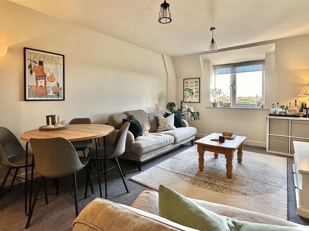 1 bed flat for sale in Mulberry Way, Bath BA2, £260,000