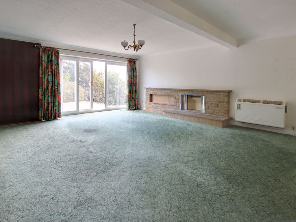 4 bed detached house for sale in Boundary Way, Addington Village, Addington Village, Surrey CR0, £575,000