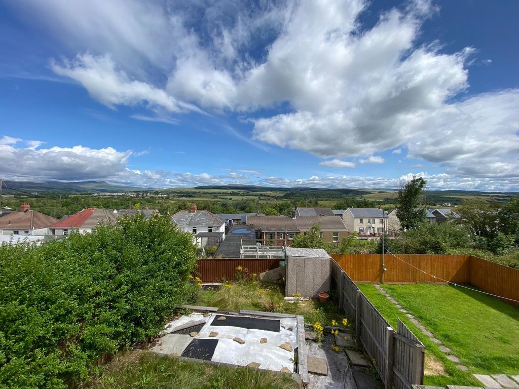3 bed property for sale in Highland Crescent, Dyffryn Cellwen, Neath, Neath Port Talbot. SA10, £109,950