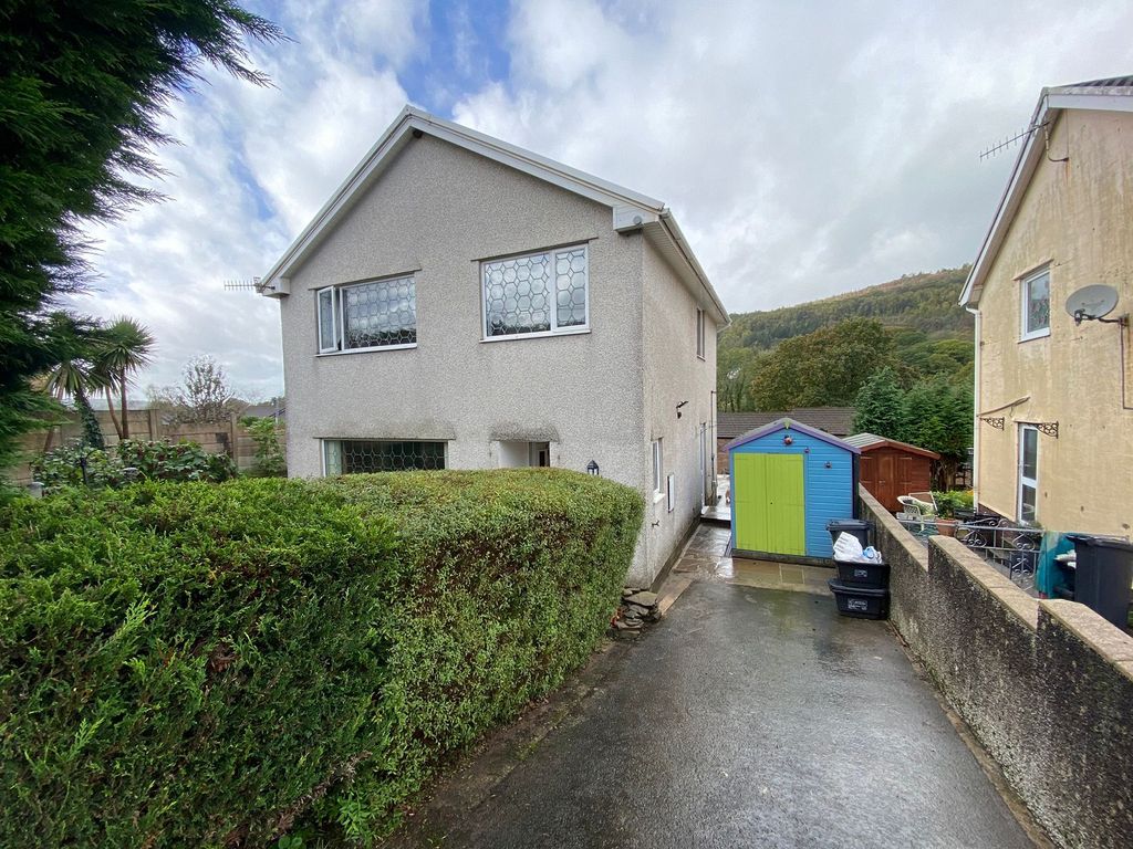 3 bed detached house for sale in Cefn Yr Allt, Aberdulais, Neath, Neath Port Talbot. SA10, £210,000