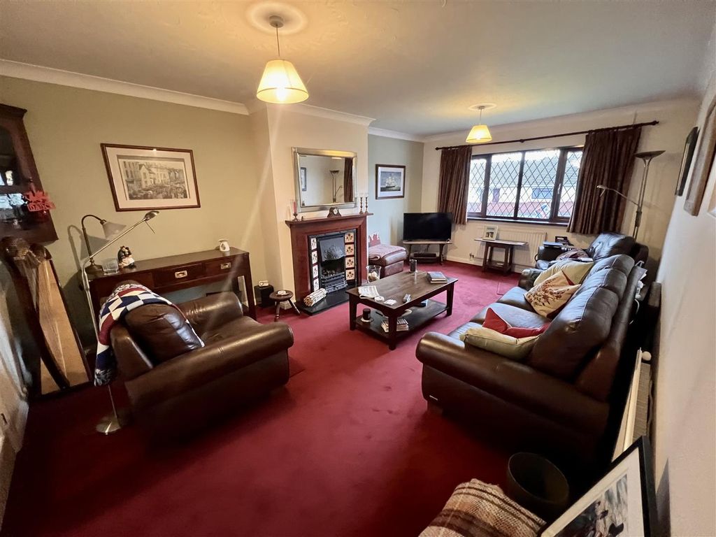 4 bed detached house for sale in Ger Y Llan, Cwmifor, Llandeilo SA19, £365,000
