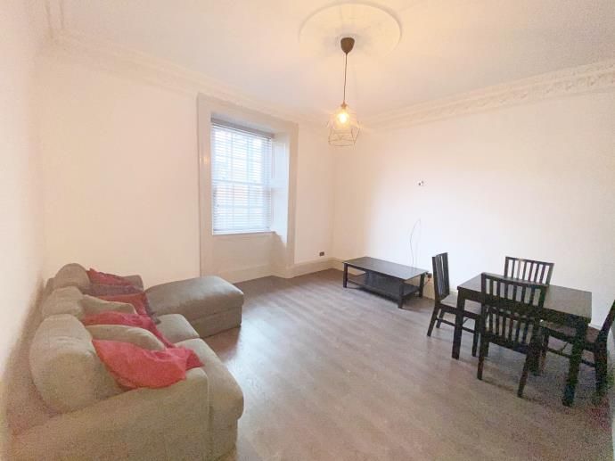 2 bed flat to rent in Regent Way, Hamilton ML3, £675 pcm