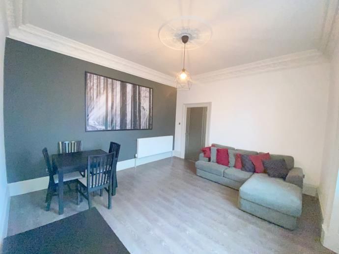 2 bed flat to rent in Regent Way, Hamilton ML3, £675 pcm