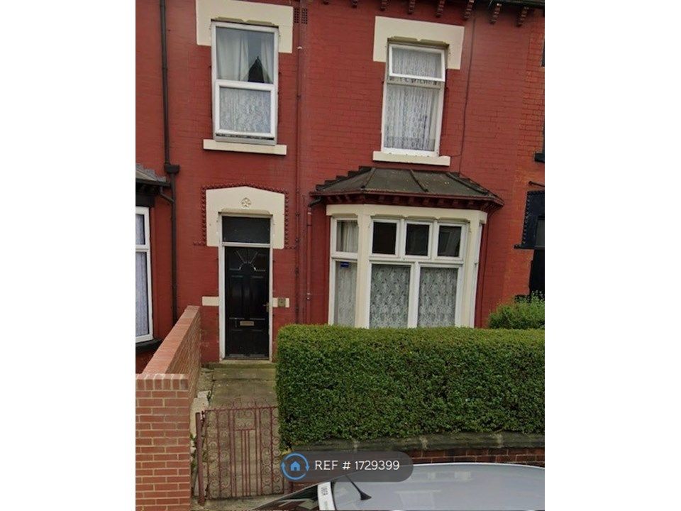 1 bed flat to rent in Mexborough Avenue, Leeds LS7, £675 pcm