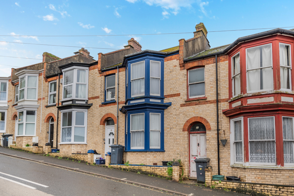 3 bed terraced house for sale in Marlborough Road, Ilfracombe EX34, £195,000