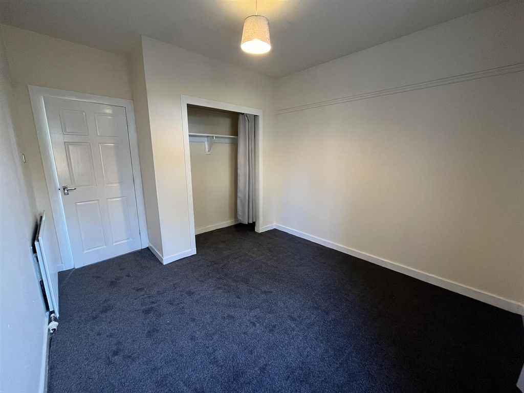 2 bed flat for sale in Kingsmills, Elgin IV30, £80,000