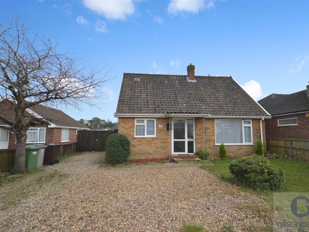 3 bed detached bungalow for sale in Lacey Road, Taverham, Norwich NR8, £300,000
