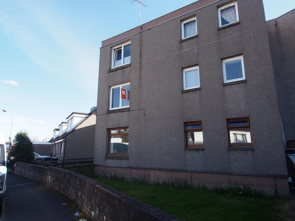 3 bed flat to rent in Correnie Circle, Dyce AB21, £745 pcm