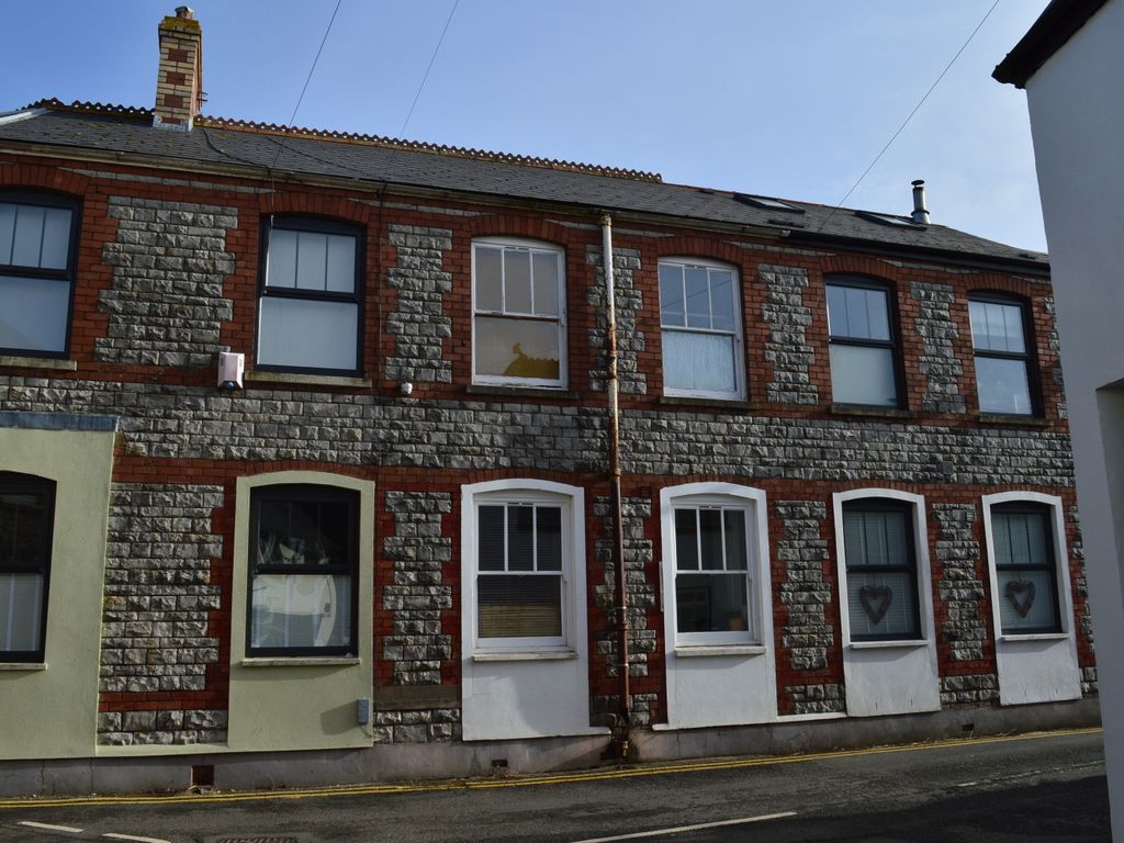 2 bed terraced house for sale in The Cross Keys, Llantwit Major CF61, £162,500