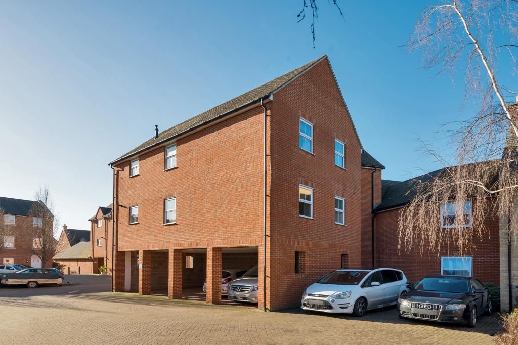 2 bed flat for sale in Yarnton, Oxfordshire OX5, £280,000