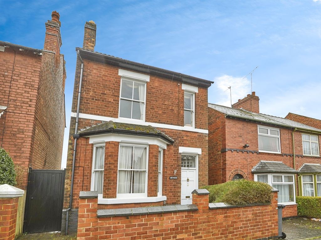 3 bed detached house for sale in Littleover Lane, Derby DE23, £295,000