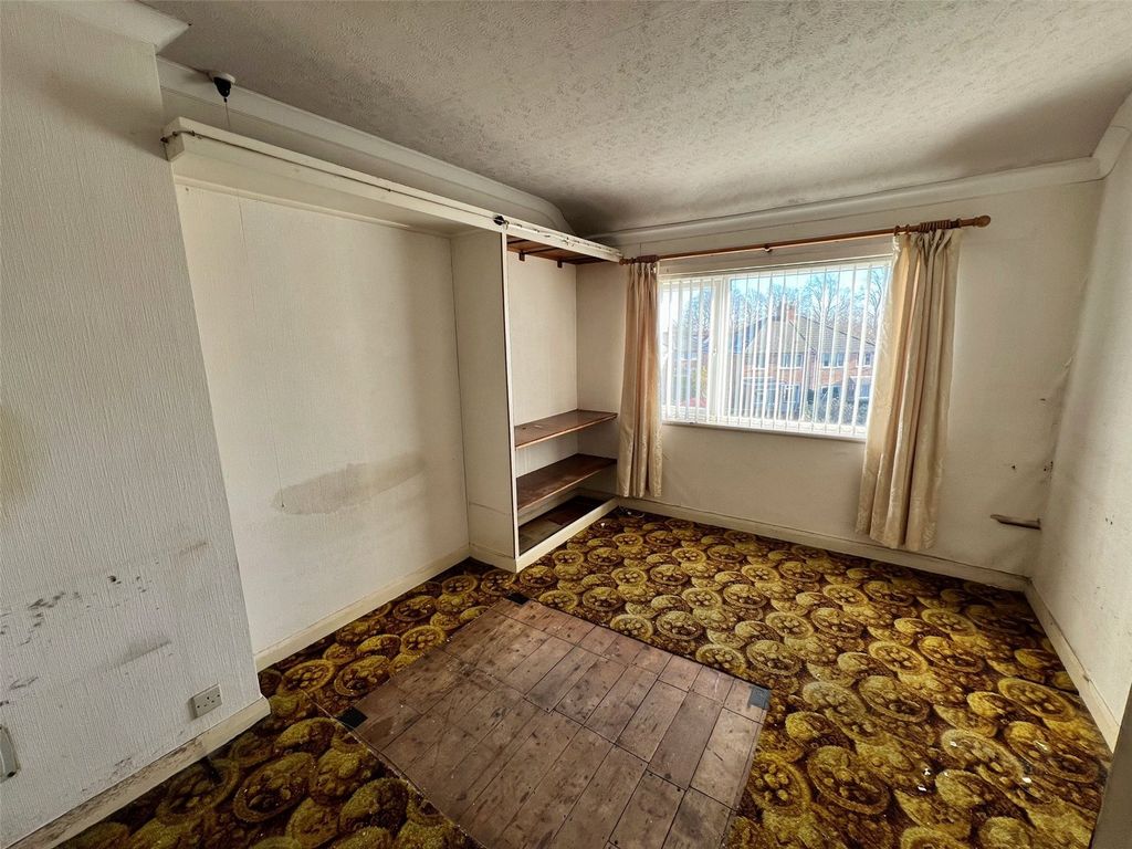 3 bed end terrace house for sale in Dolphin Lane, Birmingham, West Midlands B27, £150,000
