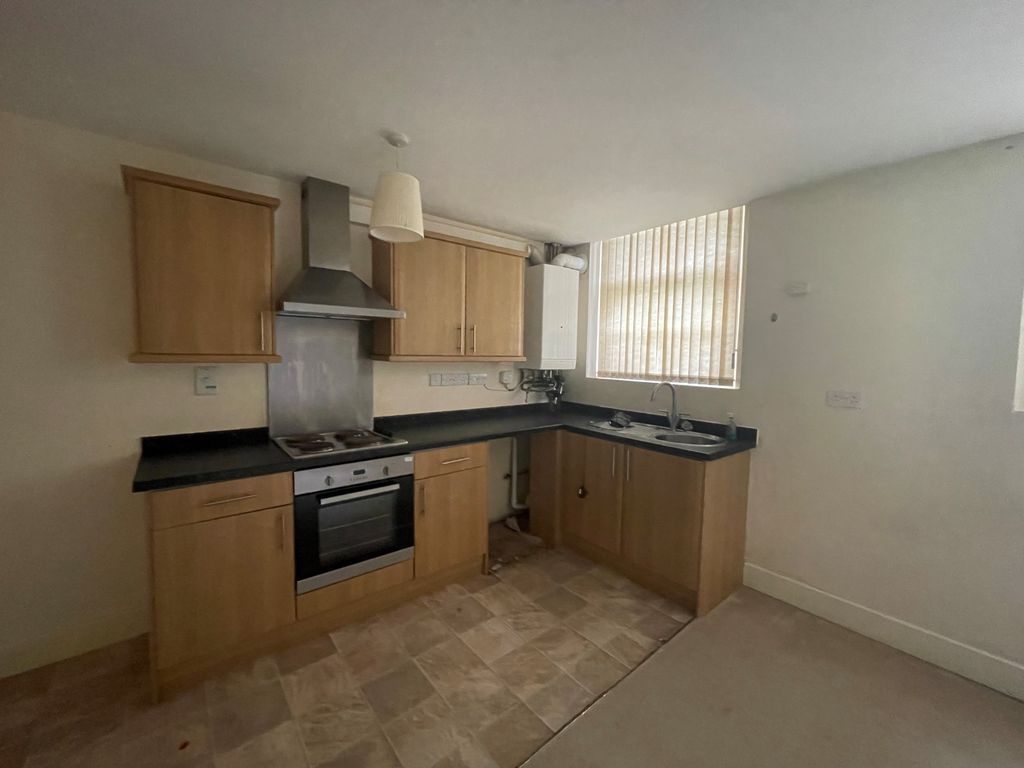 1 bed flat to rent in Old School Lane, Creswell, Worksop S80, £540 pcm