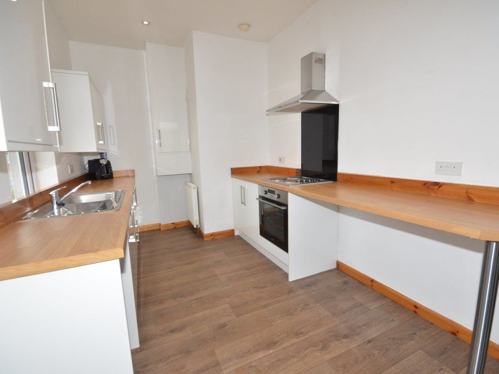 2 bed flat to rent in Swinefleet Road, Goole DN14, £575 pcm