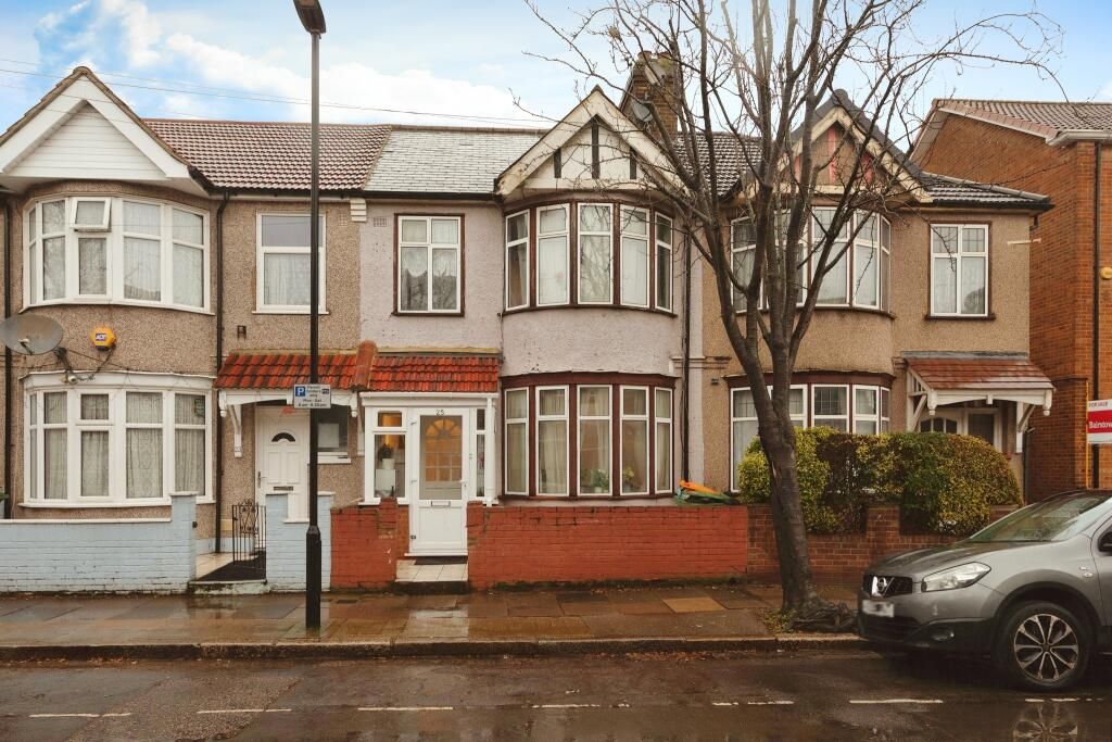 3 bed terraced house for sale in Langdon Road, London E6, £515,000