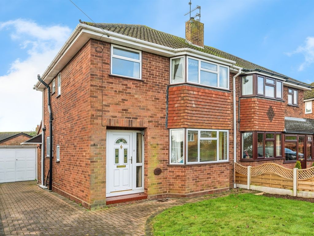 3 bed semi-detached house for sale in Witton Avenue, Droitwich WR9, £260,000