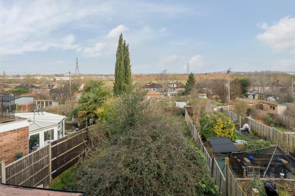3 bed semi-detached house for sale in Botley, Oxford OX2, £375,000